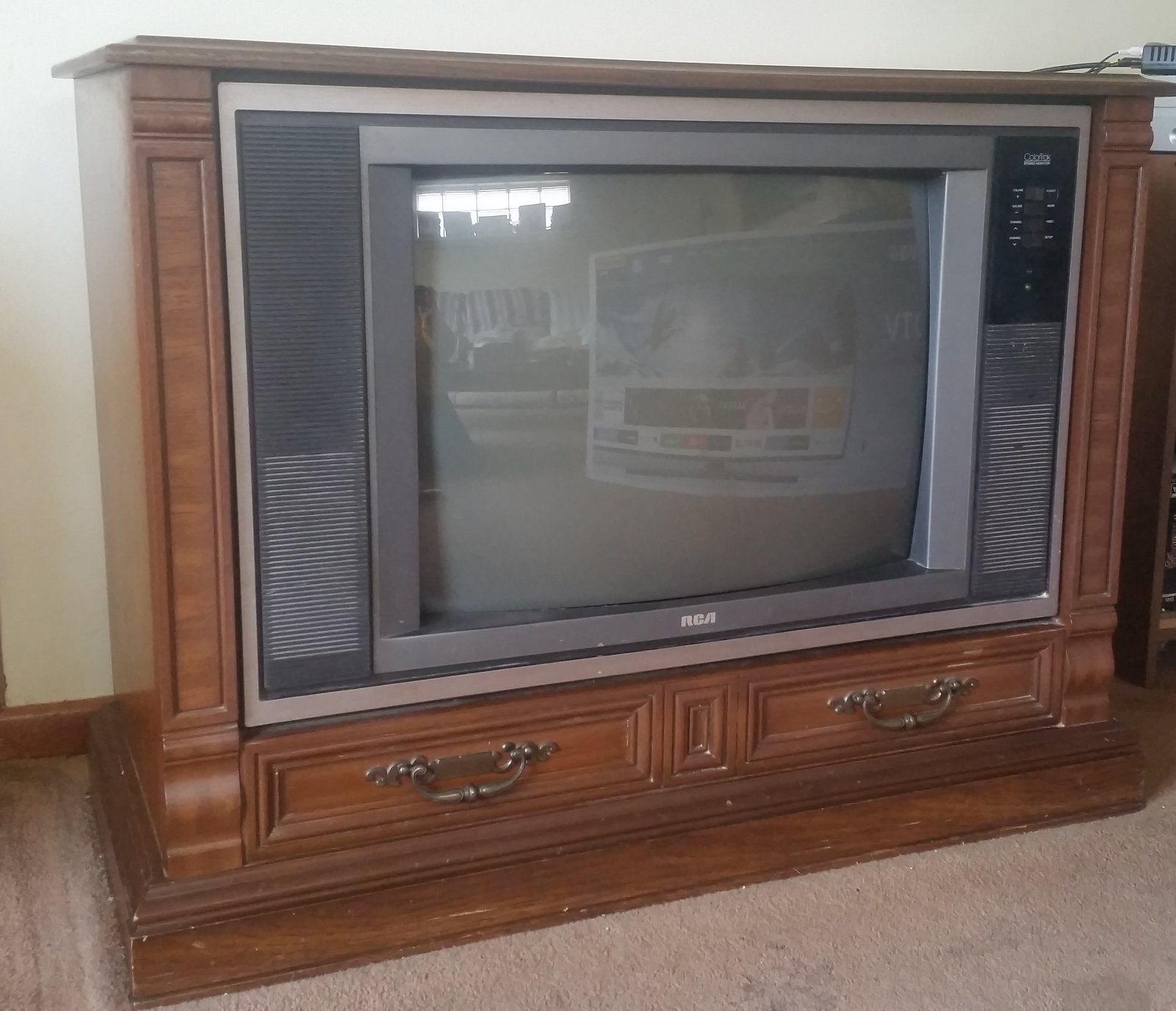 A color television set